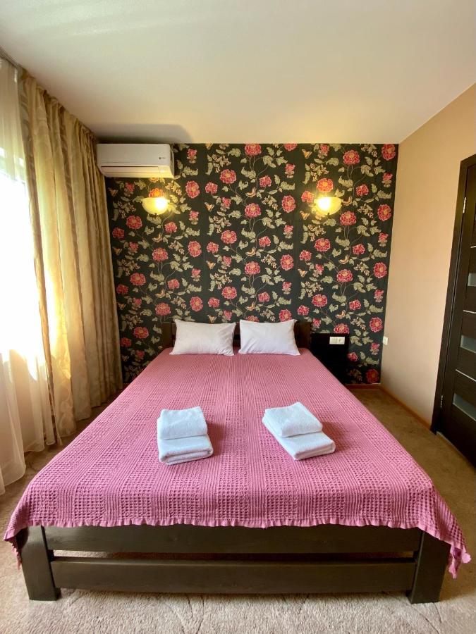 Gosti Hotel Odessa Ngoại thất bức ảnh